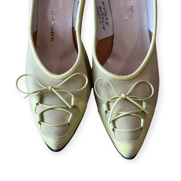 Andrew‎ Geller Yellow pumps. Soft Pointed Toe,  Size 7 1/2 AAA Narrow, Vintage - Picture 11 of 16